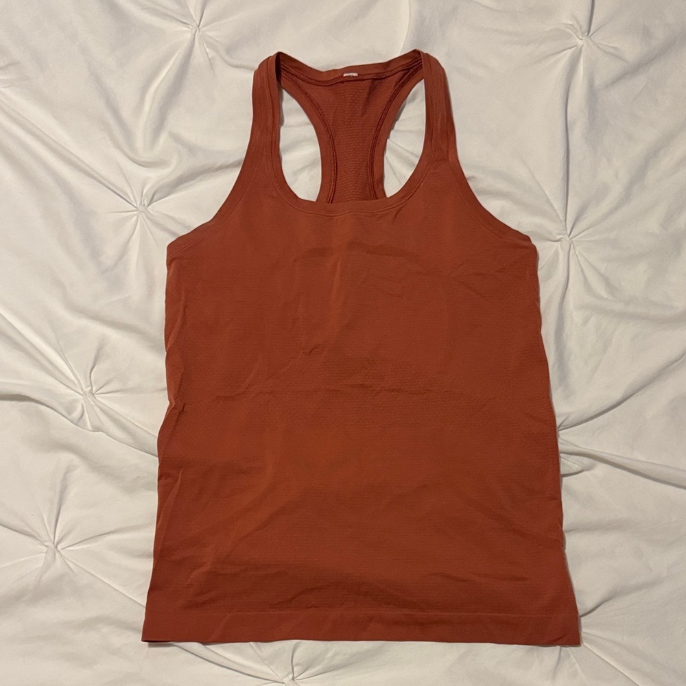 Lululemon rust colored workout top